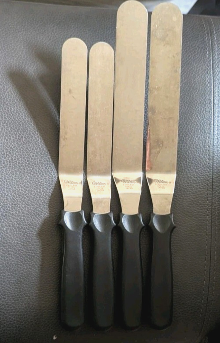 Wilton Stainless Steel Cake Icing Baking Spatula Plastic Handle Japan Lot of 4